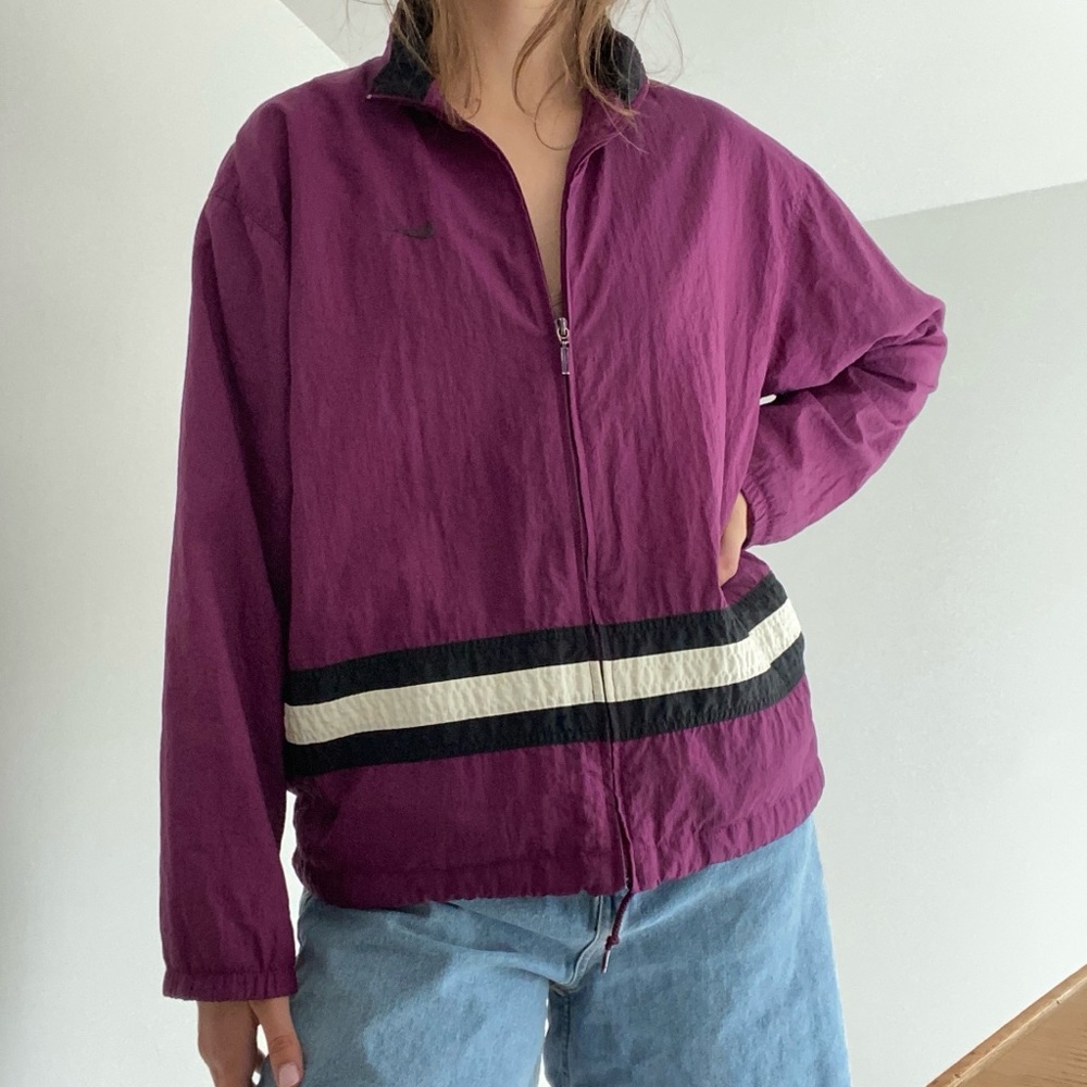 Nike // vintage windbreaker